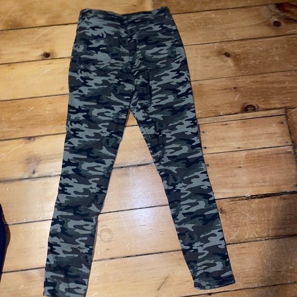 NOBO Pants - NOBO. SIZE 9. camo in green and black.